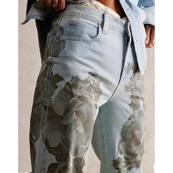 We The Free Tinsley Baggy High-Rise Printed Jeans Sz 26 - Picture 5 of 9